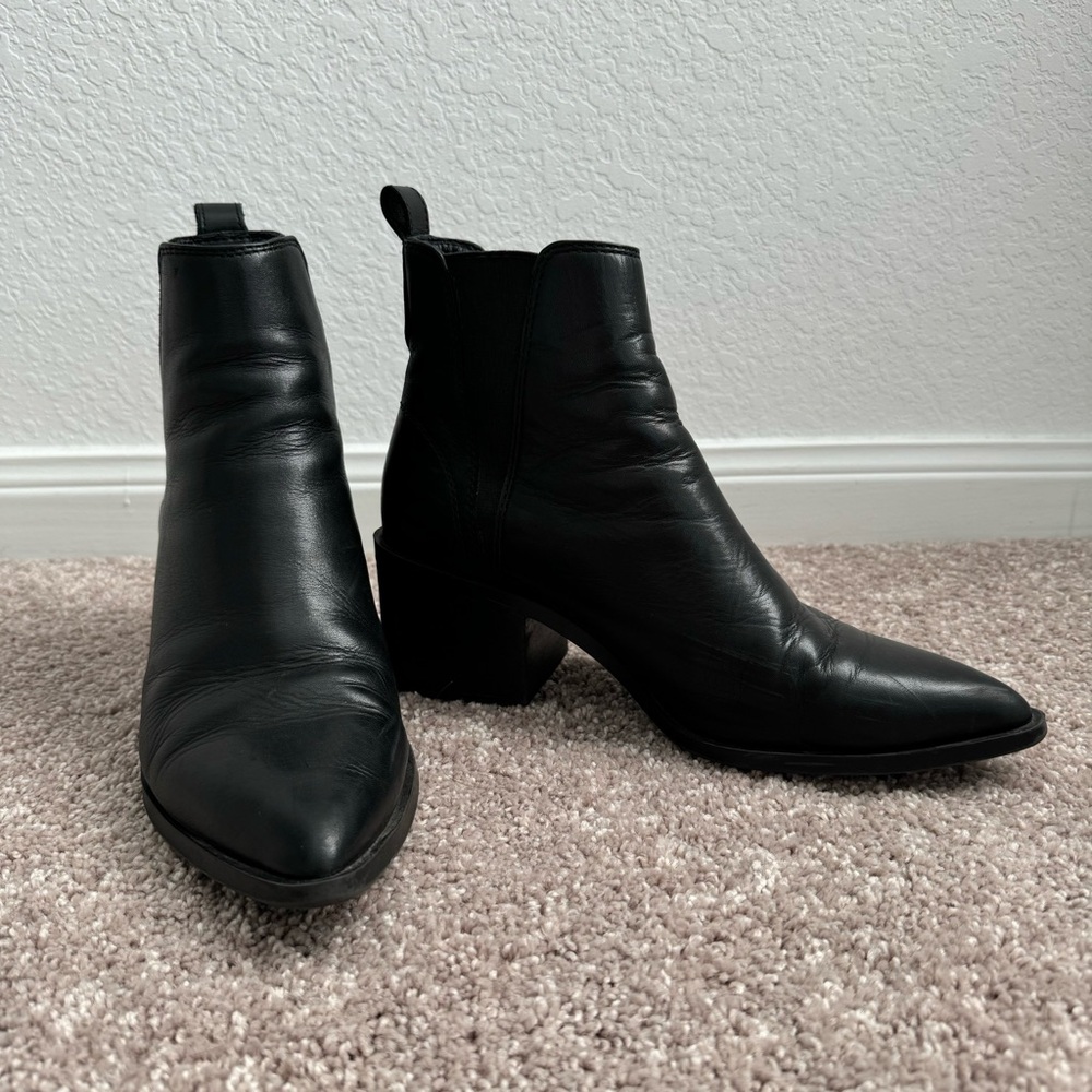 Steve Madden Black Pointed Toe Boots